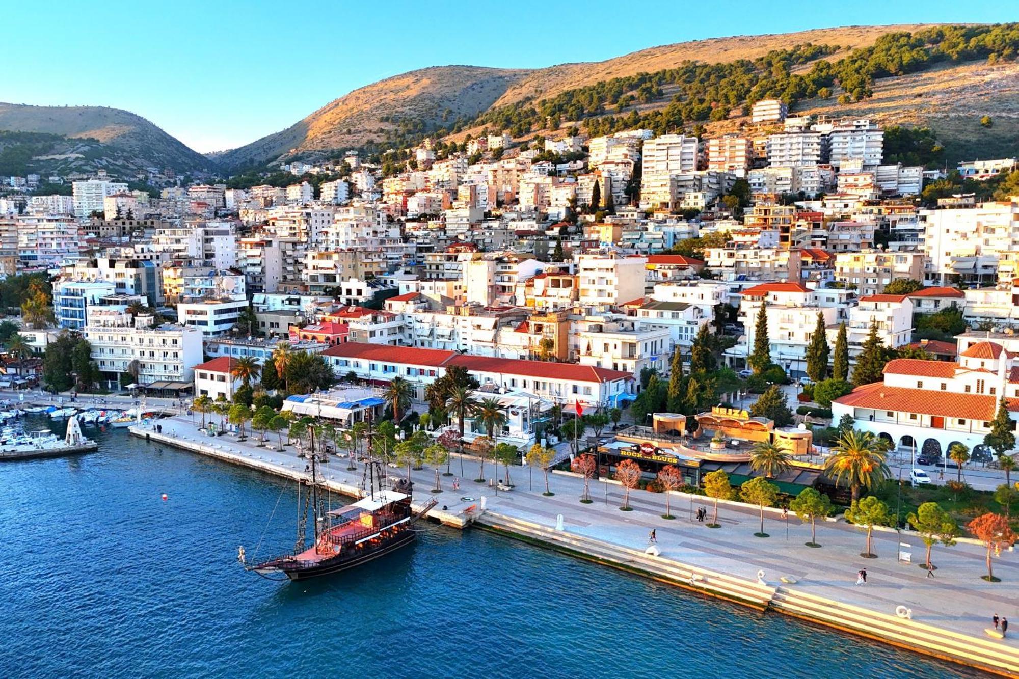 Sunset Penthouse Sarandë Exterior foto